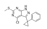 4-kloori-6-(metyylitio)-3-(1-fenyylisyklopropyyli)-1 H-pyratsolo[3,4-d]pyrimidiini